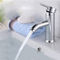 Zilveren single handle gootsteen kraan gemakkelijk te installeren badkamer wasbak kraan